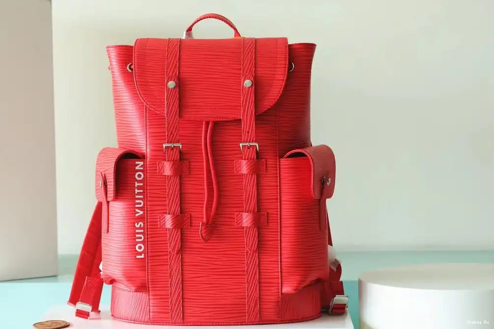 VUITTON MM LOUIS CHRISTOPHER 0522